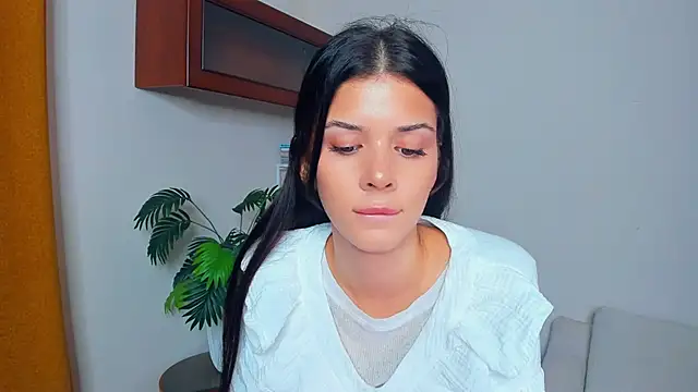 Snapshot of JoCauterucci chatting on October 11, 6:56 am JoCauterucci online show from October 11, 6:56 am