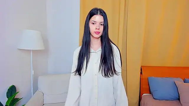 Snapshot of JoCauterucci chatting on October 21, 6:58 am JoCauterucci online show from October 21, 6:58 am