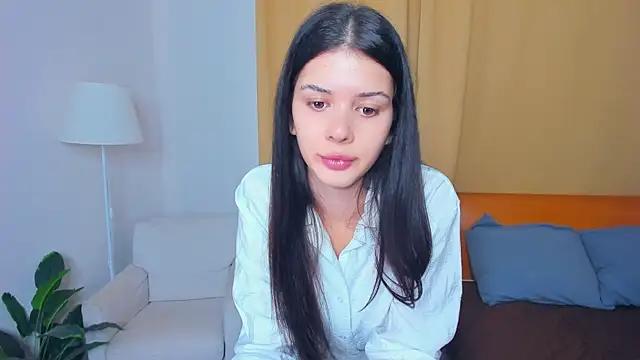 Snapshot of JoCauterucci chatting on October 24, 6:54 am JoCauterucci online show from October 24, 6:54 am