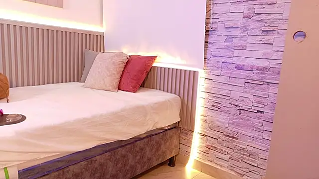 Snapshot of liz_monserrat_1 chatting on October 30, 7:36 pm liz monserrat 1 online show from October 30, 7:36 pm