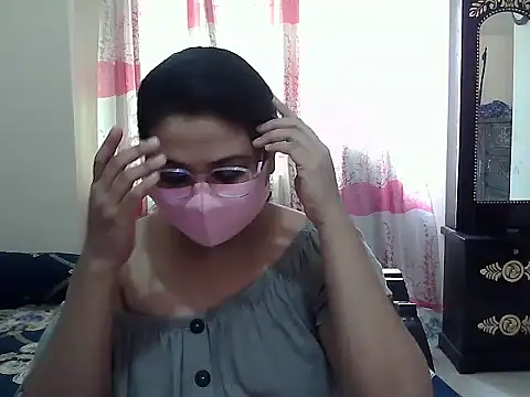 Elena cruz5 online show from September 26, 8:07 am