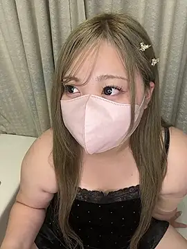 Snapshot of Chua-chan chatting on September 25, 4:21 pm Chua-chan online show from September 25, 4:21 pm