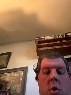 Snapshot of Stephanie1984 chatting on October 1, 6:03 pm Stephanie1984 online show from October 1, 6:03 pm