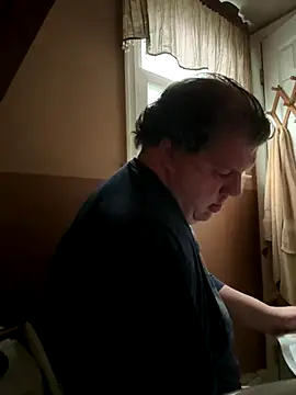 Snapshot of Stephanie1984 chatting on October 12, 12:26 pm Stephanie1984 online show from October 12, 12:26 pm