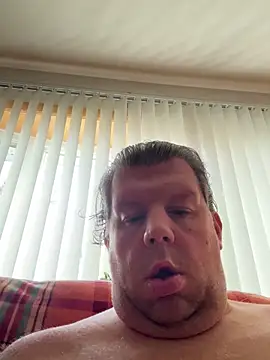 Snapshot of Stephanie1984 chatting on October 14, 1:01 pm Stephanie1984 online show from October 14, 1:01 pm