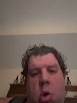 Snapshot of Stephanie1984 chatting on October 17, 5:26 pm Stephanie1984 online show from October 17, 5:26 pm