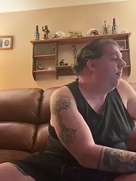 Snapshot of Stephanie1984 chatting on October 24, 12:08 am Stephanie1984 online show from October 24, 12:08 am