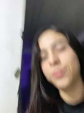 sashaxxx1630 online show from November 23, 1:27 am