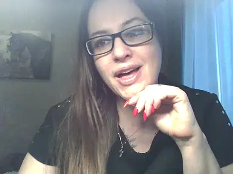 Snapshot of karina160000 chatting on February 4, 1:39 pm karina160000 online show from February 4, 1:39 pm