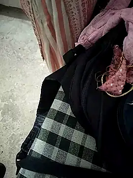 sexy  girls98 online show from February 12, 5:46 am