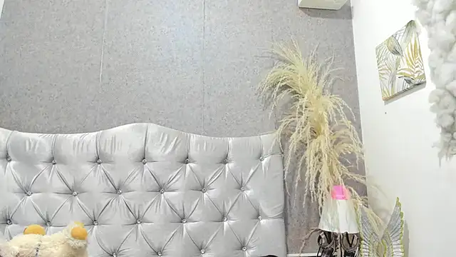 JeyJVazquez  online show from February 8, 3:59 pm