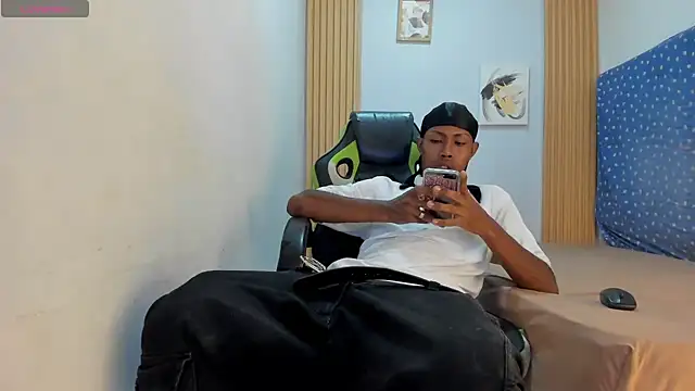 Snapshot of Jax_Maliq chatting on October 2, 2:07 am Jax Maliq online show from October 2, 2:07 am