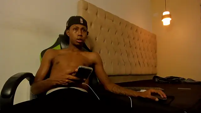 Snapshot of Jax_Maliq chatting on November 2, 2:03 am Jax Maliq online show from November 2, 2:03 am