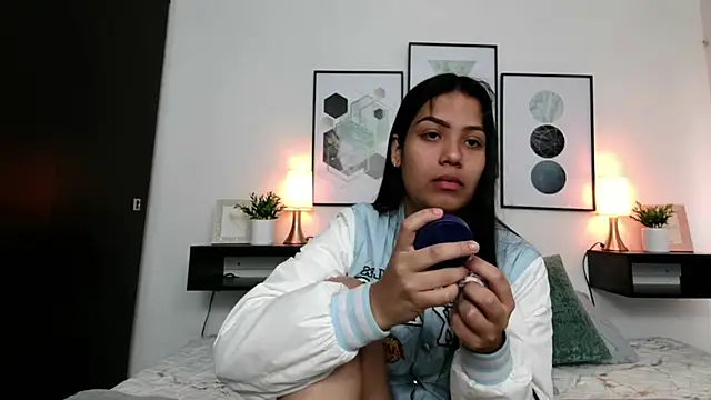 Rodriguez Gabi online show from September 9, 1:21 pm