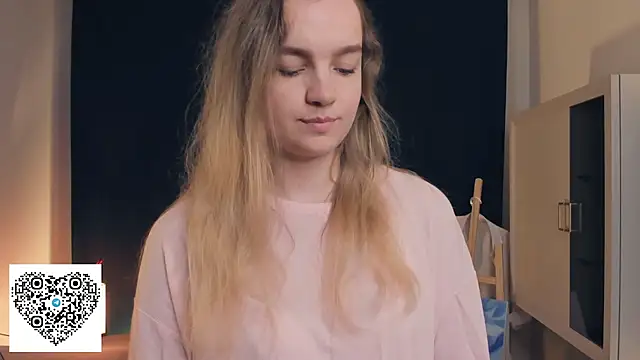 KerenFurguson online show from October 24, 7:10 pm