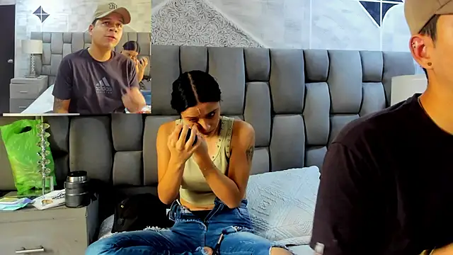 Snapshot of markAndPhilip chatting on October 17, 12:30 pm markAndPhilip online show from October 17, 12:30 pm