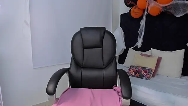 kate lua online show from October 20, 12:27 pm