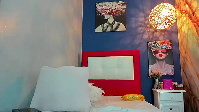 Skarlett hot  online show from November 21, 12:15 pm