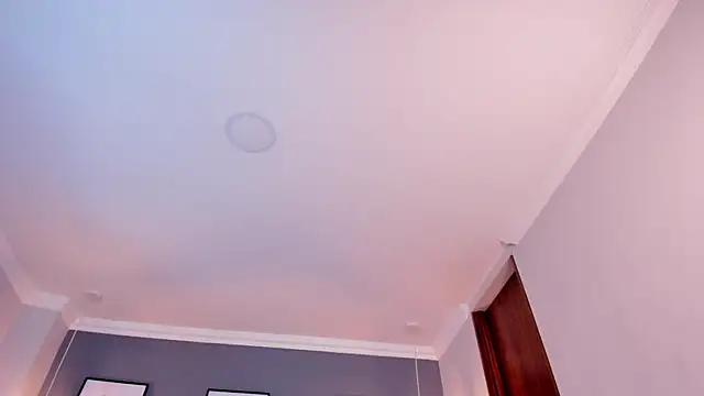 Snapshot of Nina_Ford chatting on April 24, 3:20 am Nina Ford online show from April 24, 3:20 am
