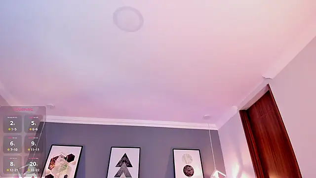 Snapshot of Nina_Ford chatting on May 19, 3:35 am Nina Ford online show from May 19, 3:35 am