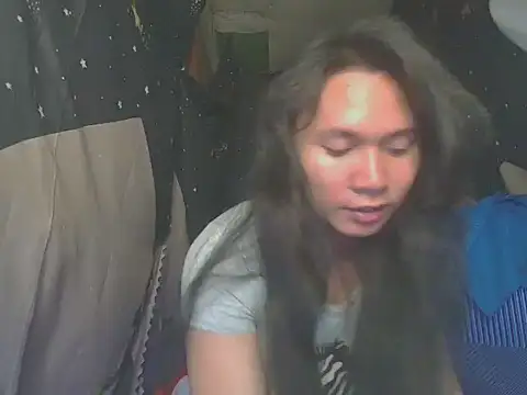 Reynalda26 online show from November 9, 10:30 pm