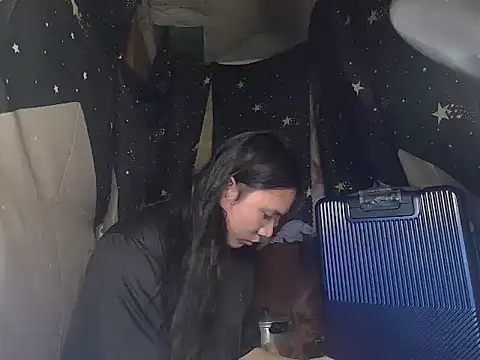 Reynalda26 online show from November 12, 9:36 pm