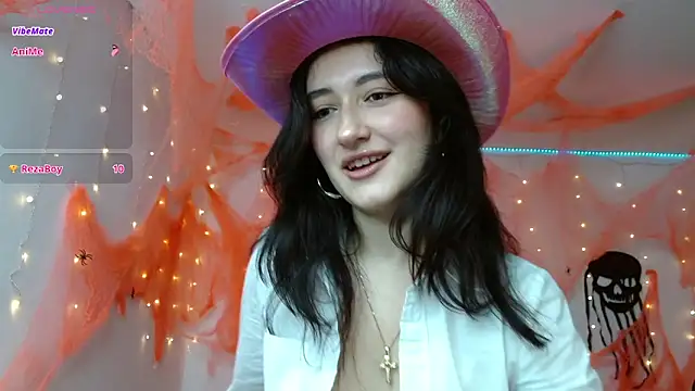 AlessandraLB online show from October 5, 10:35 am