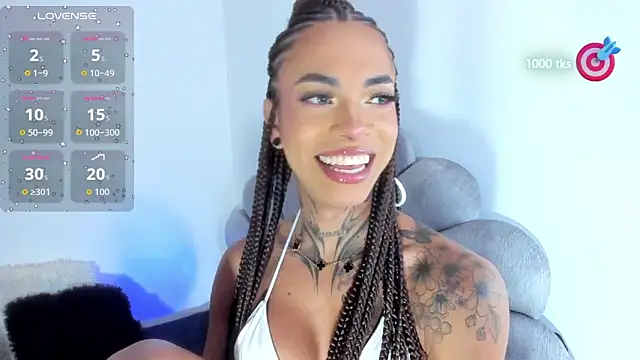 michell danna online show from December 4, 4:27 pm