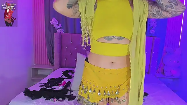 Nayla-Mouna online show from June 25, 7:51 pm