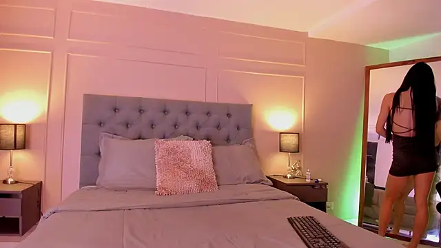 ALICESANDOVAL online show from September 28, 11:26 am