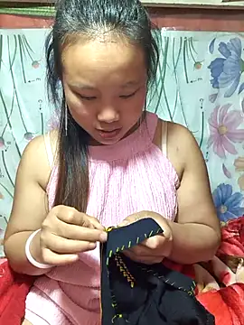 liu-liusexy online show from May 7, 2:33 pm