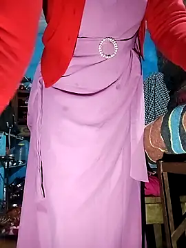 Deepa hott online show from October 31, 7:15 pm