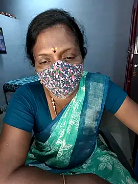 Snapshot of umashreetamil chatting on April 5, 3:53 pm umashreetamil online show from April 5, 3:53 pm
