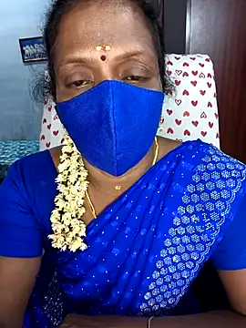Snapshot of umashreetamil chatting on April 10, 5:39 pm umashreetamil online show from April 10, 5:39 pm