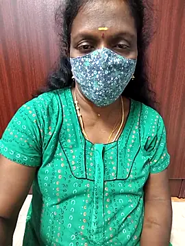Snapshot of umashreetamil chatting on April 16, 5:36 pm umashreetamil online show from April 16, 5:36 pm