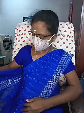 Snapshot of umashreetamil chatting on May 11, 1:28 pm umashreetamil online show from May 11, 1:28 pm