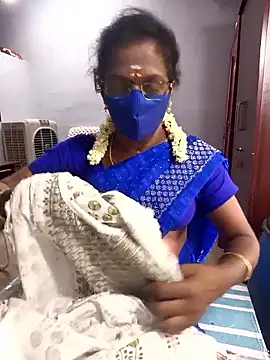 Snapshot of umashreetamil chatting on May 16, 4:42 am umashreetamil online show from May 16, 4:42 am