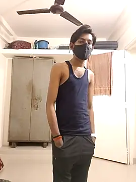Snapshot of its_your_boy_2001 chatting on July 21, 4:42 pm its your boy 2001 online show from July 21, 4:42 pm
