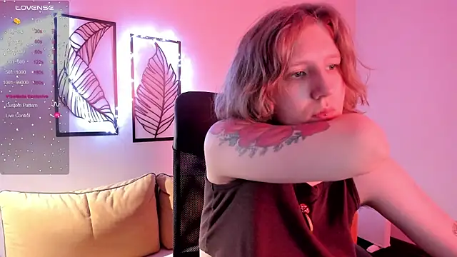 Hailey Foxy online show from November 6, 9:21 am