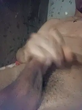 Snapshot of UsualSummer2 chatting on March 8, 2:48 am UsualSummer2 online show from March 8, 2:48 am