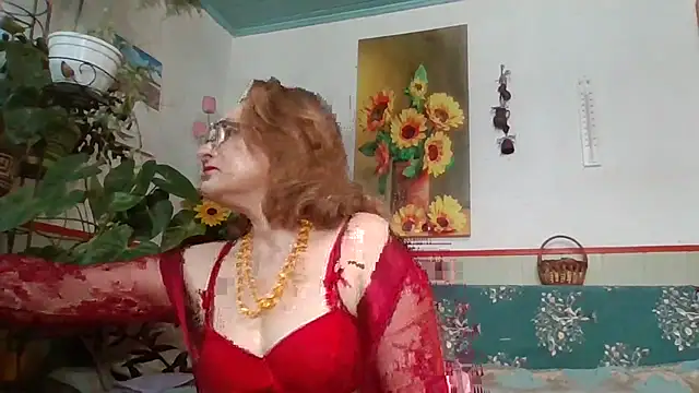 Snapshot of ZhannaLove480 chatting on February 18, 10:00 am ZhannaLove480 online show from February 18, 10:00 am