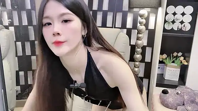 Yueyue-MM online show from January 6, 1:37 pm