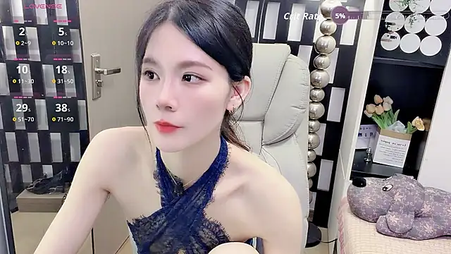 Yueyue-MM online show from May 12, 12:57 pm