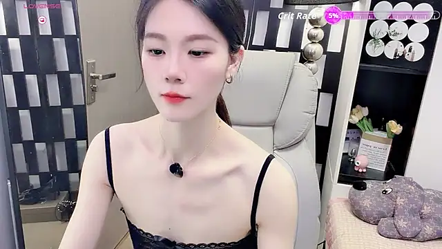 Snapshot of Yueyue-MM chatting on June 14, 2:46 am Yueyue-MM online show from June 14, 2:46 am