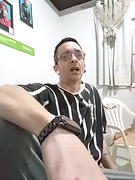 Snapshot of dinho_carioca chatting on September 14, 2:27 pm dinho carioca online show from September 14, 2:27 pm