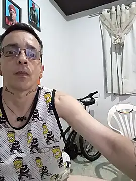 Snapshot of dinho_carioca chatting on October 27, 5:28 pm dinho carioca online show from October 27, 5:28 pm