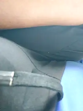 andrerj22 online show from October 9, 7:34 pm