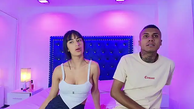 Damian and roxanne online show from December 14, 12:43 pm