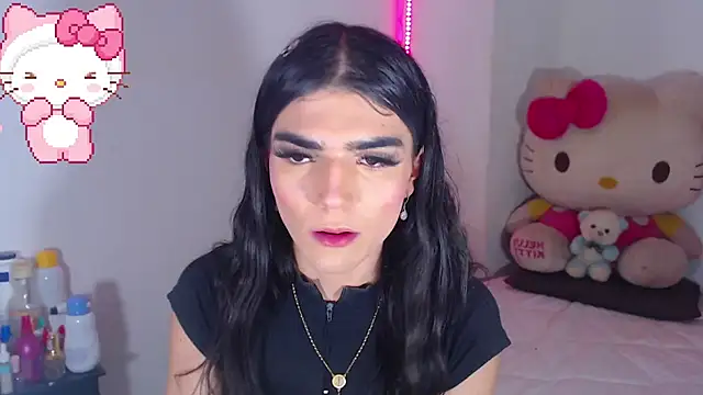 valentinat fun online show from October 31, 6:03 am