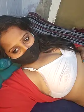 Minu love online show from March 4, 7:42 pm